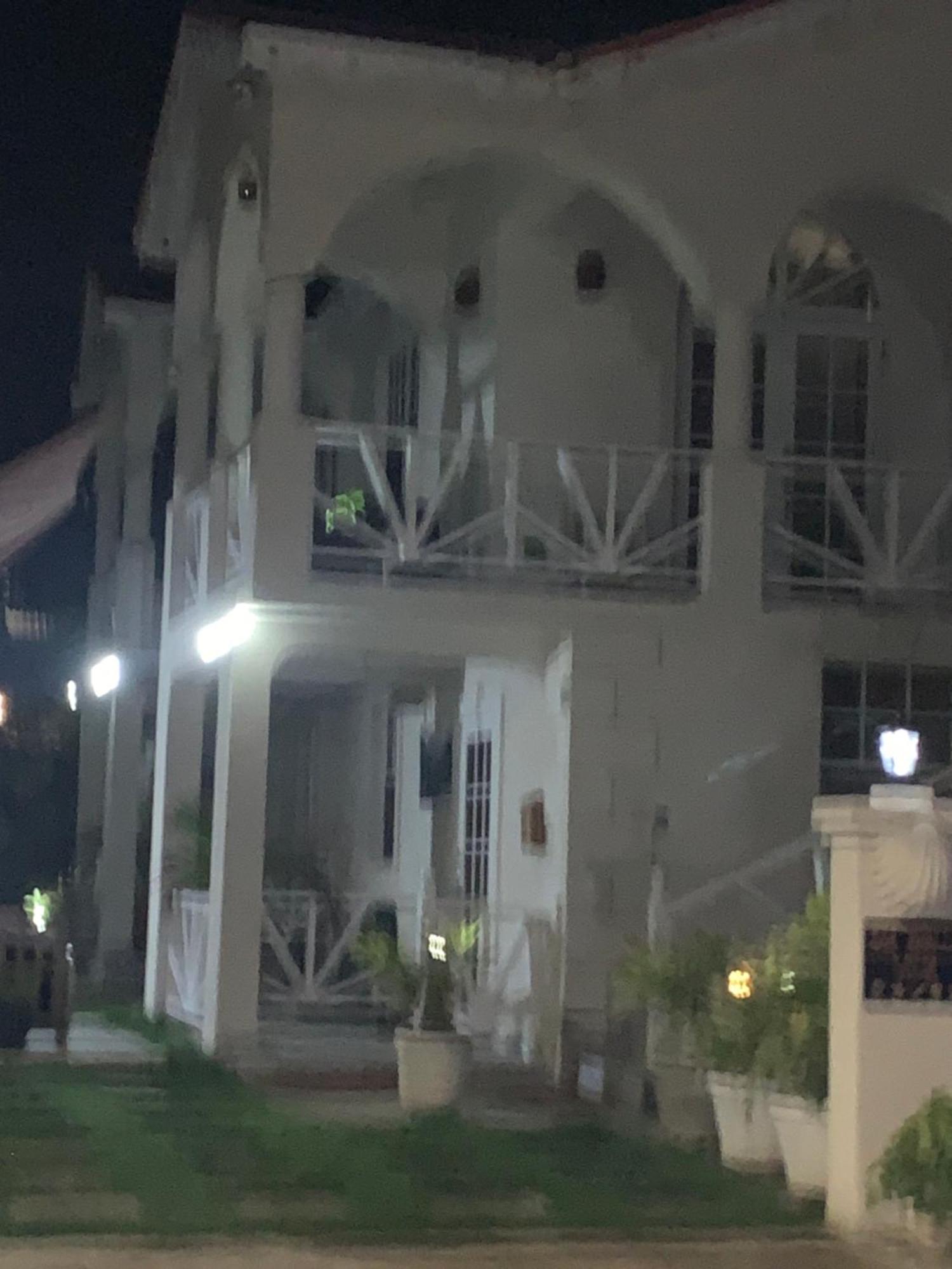 Sea Shells Villa Christ Church Bagian luar foto